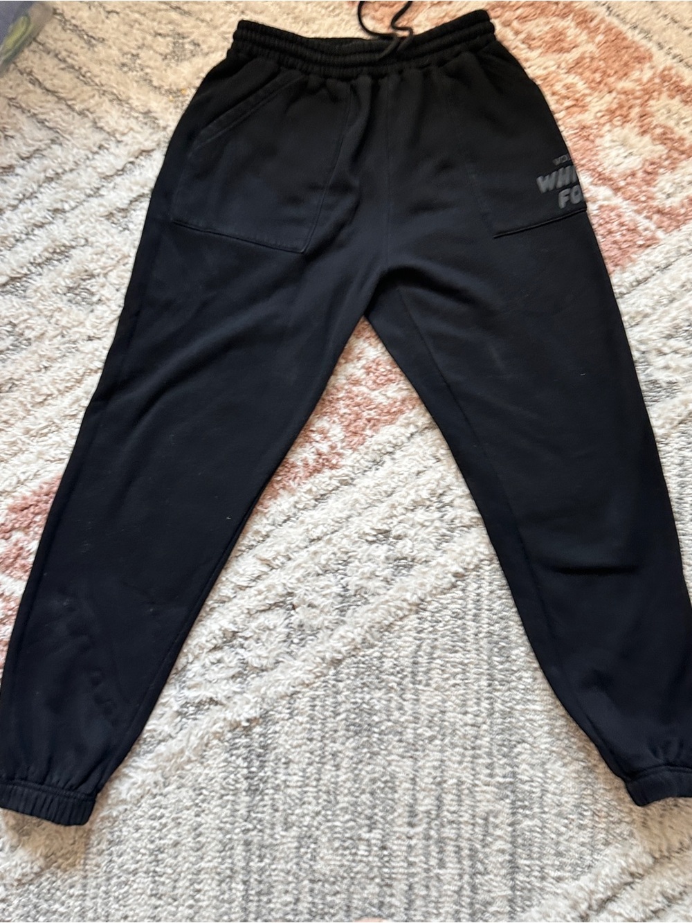 🖤 White 🖤 Fox 🦊 Boutique Off Stage Onxy Vol.3 Sweatpants Black on Black Joggers - Picture 4 of 10